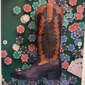 NIB, Tecovas Birthday Boot xii, chocolate and cognac deerskin, size 7.5